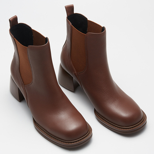 Botines Chelsea de Mujer Hechos a Mano, Cómodos, con Suela Gruesa, Tacón Cuadrado y Punta Cuadrada, de Cuero - Product Image 1