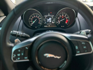 JAGUAR F-TYPE 340HP COUPÉ RWD 2018 D'OCCASION À PRIX RÉDUIT (LHD/RHD) - Product Image 3