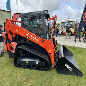 รถตักล้อยางแบบตีนตะขาบ Kubota SVL75-3 ปี 2026 พร้อมถังสีขาว ความจุ 2 ตัน - Product Image 1