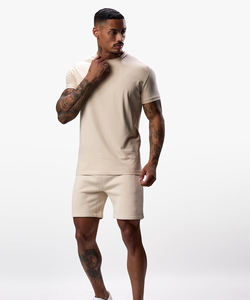 Nouvelle conception 100% Polyester vêtements pour hommes T-shirt régulier et short Logo personnalisé Twin Set survêtement pour hommes vêtements - Product Image 1