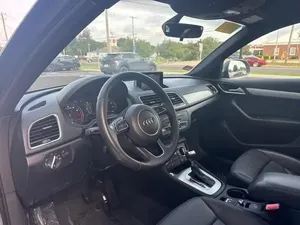 2017 Audi Q3 2.0T พรีเมี่ยม - Product Image 5