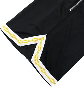 Short de basket-ball pour hommes pour les sports d'été avec tissu en maille respirante et coupe douce pour un confort et un style toute la journée - Product Image 1