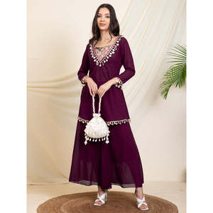 Ensemble en mousseline tissée à manches longues, uni et imprimé, couleur bordeaux, pour femmes, occasions indo-occidentales - Product Image 1