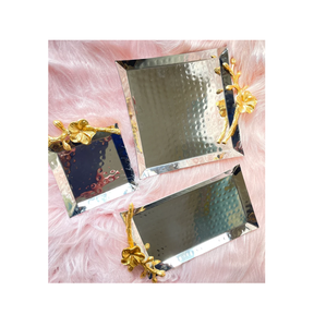 Plateau de service en acier inoxydable avec poignées décoratives en aluminium, parfait pour servir les invités lors des fêtes et des célébrations - Product Image 1