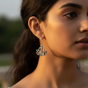 Boucles d'oreilles en or 18 carats en forme de larme avec pierre de lune en argent 925, bijoux délicats à suspendre pour femmes, pour un cadeau de mariage, symbole religieux chrétien - Product Image 3