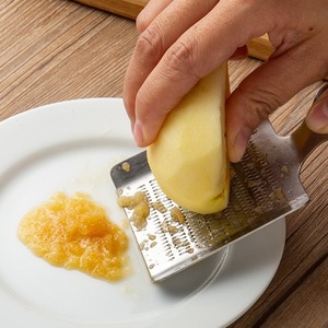 Grattugia Manuale in Acciaio Inox per Aglio, Zenzero, Frutta e Verdura a Radice, Utensile da <span class=keywords><strong>Cucina</strong></span> - Product Image 3