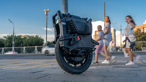 Monociclo Eléctrico Leaperkim Veteran Sherman L con Bluetooth, Batería de 4,000 Wh, 3,200 W de Alto Torque, Monociclo Eléctrico, Scooter - Product Image 2