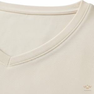 T-shirt pour femme de qualité supérieure, col en V, logo personnalisé, haut décontracté d'été, uni, couleur unie, coton doux, vente en gros, OEM Yokebud - Product Image 6