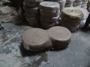 วัสดุฉนวนกันความร้อนคุณภาพสูงเป็นมิตรต่อสิ่งแวดล้อมผ้าดิบม้วนเงินรูปแบบการบรรจุแบบนุ่มคุณลักษณะจากบังคลาเทศ - Product Image 2