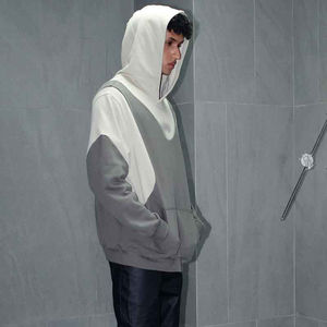 Sweat-shirts d'hiver pour hommes personnalisés OEM, de haute qualité, 100% coton, épaules tombantes, coupe régulière, deux tons, pull à capuche brodé - Product Image 1