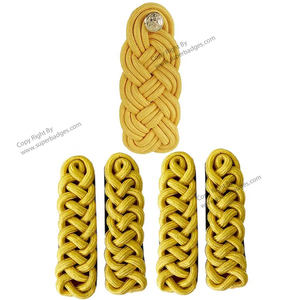 Épaulettes et cordons en mylar doré de haute qualité avec finition enduite - Product Image 3