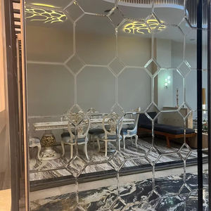 Miroir mural abstrait en verre Art Déco de luxe moderne, design en forme d'arche, décoration élégante pour la maison, provenant des Émirats arabes unis - Product Image 1