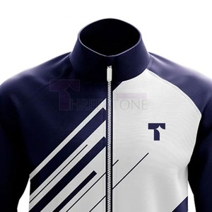 Veste de sport durable pour hommes, col montant, ourlet réglable, coupe ajustée avec design élégant - Product Image 4