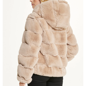 Hot <b>Sale</b> <b>Fur</b> <b>Coat</b> Outwear Winter Thick Warm Winter <b>Fur</b> Jacket High Quality Hoodie Jackets <b>For</b> Men - Product Image 3