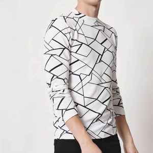 เสื้อฮู้ดโอเวอร์ไซส์ผ้าฝ้าย 100% สำหรับผู้ชาย ฤดูหนาว รับทำโลโก้ตามสั่ง บริการ OEM ผ้าฟลีซระบายอากาศ สีสันตามสั่ง - Product Image 4