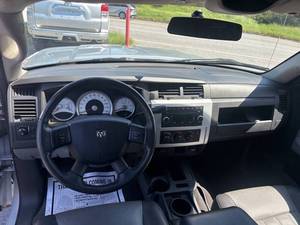 Precio bajo, Dodge Dakota Laramie 2008, auto usado en venta - Product Image 2