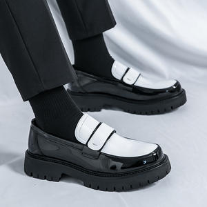 รองเท้าหนังวัวแท้แบบอ็อกซ์ฟอร์ด พร้อมเสริมความแข็งแรงและบุซับในระบายอากาศ รองเท้าธุรกิจสำหรับผู้ชาย รองเท้าหนัง - Product Image 2