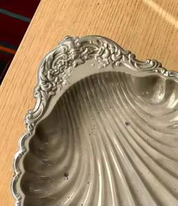 Bol décoratif en métal fabriqué à la main Plateau de pièce maîtresse élégant pour table Accent de décor à la maison élégant pour cuisine salon ou événements - Product Image 4