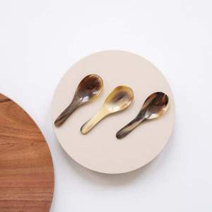 Cuchara de cuerno Cubiertos Cucharas de cuerno de búfalo de madera esencial para café Té de la tarde y ensalada Mejore su experiencia de bebidas y comidas - Product Image 2