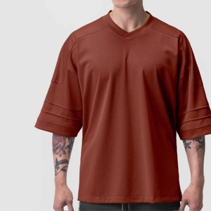 Camiseta deportiva de malla transpirable personalizada para hombres: absorbe la humedad y es cómoda para correr y entrenar - Product Image 5