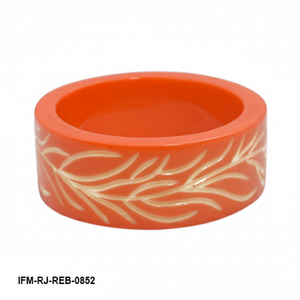 กำไลข้อมือเรซิ่นแกะสลักสีส้มไหม้ สไตล์วินเทจ ลายใบไม้ดอกไม้สลักแบบหนา เครื่องประดับสไตล์โบฮีเมียนสำหรับผู้หญิง - Product Image 1