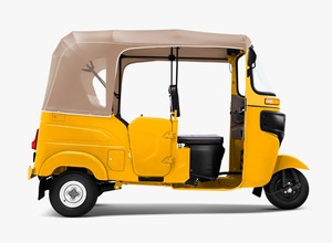 Tricycle électrique pour passagers 48V 801-1000W, carrosserie fermée, 4 places, capacité de charge 300-400 kg, jaune et noir - Product Image 2