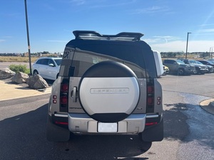 Land Rover Defender 110 S 2023 Usado en Buen Estado - Product Image 5