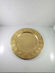 Plaque d'exposition en métal plaqué or et acier inoxydable de bonne qualité, forme ronde, design merveilleux, idéale pour les aliments et les assiettes faites à la main. - Product Image 2