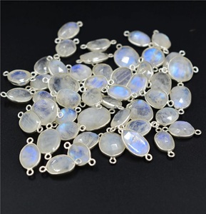 Connecteur de pierre de lune arc-en-ciel en argent sterling 925, connecteur arrière plat à facettes arc-en-ciel naturel, connecteur de charme double face - Product Image 1