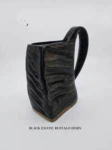 Taza de cerámica tallada vikinga natural hecha a mano para café o cerveza personalizada para uso en el hogar Hotel restaurante directo de la India - Product Image 2