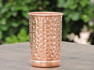 Verres à vin en cuivre pur fini naturel avec des détails complexes pour les repas et les boissons haut de gamme - Product Image 2