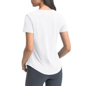 เสื้อยืดโยคะสกรีนโลโก้ เสื้อยืดผู้หญิงทรงเข้ารูป แขนสั้น ระบายอากาศดี เหมาะสำหรับออกกำลังกาย วิ่ง คอกลม - Product Image 2