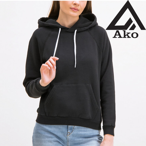 ผู้ผลิตเสื้อผ้า เสื้อพูลโอเวอร์สั่งทำพิเศษ ผ้าฝ้าย 100% แบบเรียบ ทรงโอเวอร์ไซส์ แขนเสื้อแบบแร็กแลน รุ่นใหม่ล่าสุด เสื้อฮู้ดผ้าฟลีซเรียบๆ แบบยูนิเซ็กส์ สำหรับผู้หญิง โดย Ako - Product Image 1