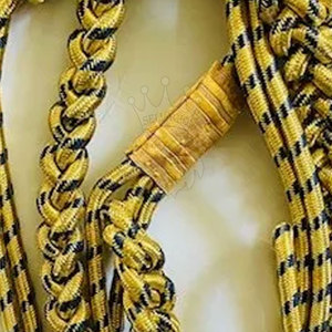 Accessoire Aiguillette élégant avec tressage classique pour les événements et les uniformes - Product Image 6