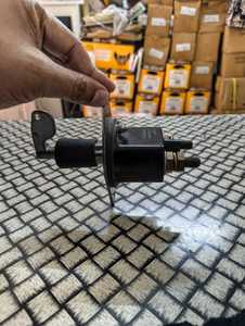 สวิตช์ตัดแบตเตอรี่สำหรับวอลโว่รุ่น17418494สำหรับชิ้นส่วนเครื่องจักรก่อสร้างอะไหล่ EC55 EC60 EC120 EC210 - Product Image 2