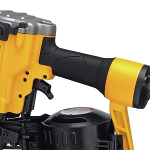 Clavadora Neumática para Techos de Bobina, 15 Grados, Modelo CN70, OEM Personalizable para Aplicaciones en Palets - Product Image 4