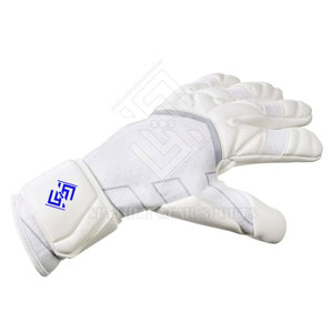 Gants de gardien de but de haute qualité et durables avec une adhérence antidérapante, un maillage respirant et un design stable du poignet - Product Image 6