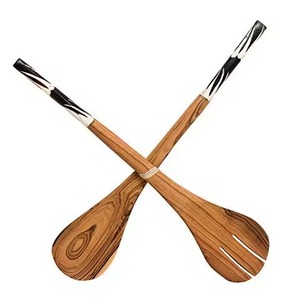 Ensemble de serveurs à salade en bois avec poignée en émail imprimé, écologique, passe au lave-vaisselle, cuillère et fourchette de luxe - Product Image 6