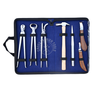 ชุดเครื่องมือช่างเกือกม้าสำหรับงานหนัก ทำจากสแตนเลส ประกอบด้วยที่ตัดกีบ ที่ดึงตะปู ที่เจาะตะปู ที่ตัดกีบแบบมีด ค้อนตอกตะปู สำหรับตัดแต่งกีบ - Product Image 1