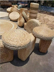 Cojín de Piso Tejido a Mano de Jacinto de Agua, Taburete Otomano Trenzado, Diseño Redondo - Product Image 4