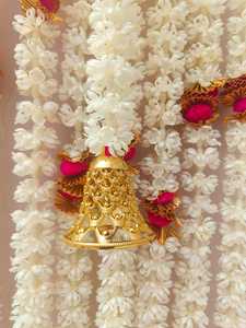 Jasmine avec ficelle décorative Pom Pom Guirlande Mogra indienne du sud pour les décorations de festival et de mariage Design d'inspiration islamique - Product Image 4