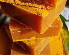 Jabón de cúrcuma para manchas oscuras 100% cúrcuma fresca - Product Image 2