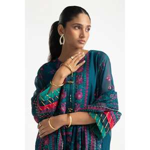 Conjunto de Traje de 3 Piezas en Chifón Bordado Color Verde Azulado para Mujer - Product Image 4