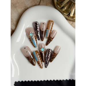 Uñas Postizas Desert Mirage con Diseño Único Mirage para Realzar las Uñas - Product Image 2