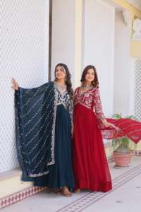 ชุดเดรสยาวทรงวีคอผ้าจอร์เจตต์ลายฟ็อกซ์ แบรนด์ Bandhej สำหรับผู้หญิง ฤดูร้อน ปี 2024 ซักได้ ใส่ได้ทั้งลำลอง ทำงาน และงานเทศกาล สีพื้นเรียบง่าย - Product Image 6