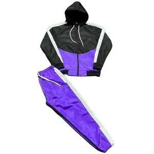 Ensemble 2 pièces coupe-vent en nylon pour homme avec logo personnalisé, broderie de logos, veste et short d'été - Product Image 1