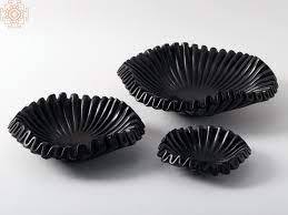 ชามหินอ่อนสีดำทรงหอยเชลล์ที่สง่างาม: ออกแบบระบายด้วยมือสำหรับการตกแต่งบ้านและการรับประทานอาหารที่ซับซ้อน" - Product Image 3