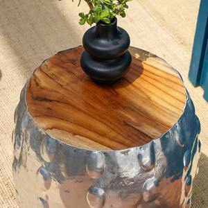 Table d'appoint moderne en verre de forme carrée avec base en métal, parfaite pour le salon, le café, le bureau et les espaces élégants de l'Inde - Product Image 5