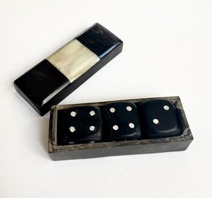 Dés en corne de buffle massif, dés faits à la main pour les collectionneurs et les joueurs - Product Image 1