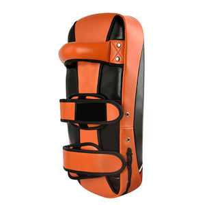 แผ่นกันเตะคุณภาพสูง ขายส่ง ปี 2025 ผลิตในปากีสถาน ป้องกันการชกมวย หนัง PU สำหรับทุกเพศ รับทำโลโก้ กันลื่น คุณภาพสูง - Product Image 3